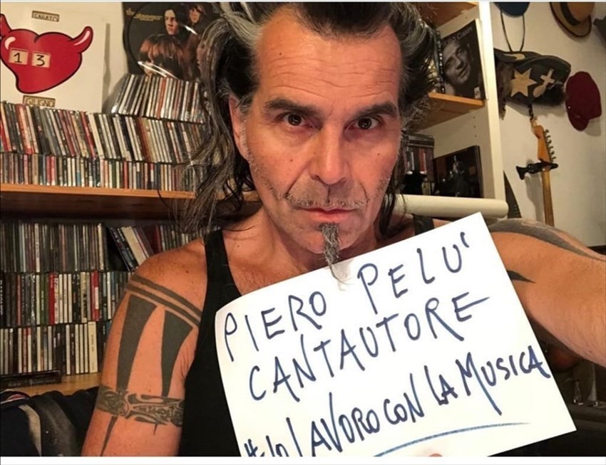 Da Irene Grandi a Piero Pelù: tutti i musicisti fiorentini per la campagna social "senza musica"