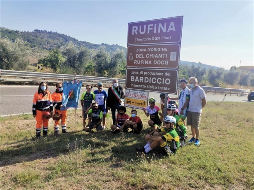 Carovana di ciclisti in memoria di Tommaso Cavorso per sensibilizzare gli automobilisti. Tappa di Rufina