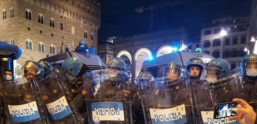 Polizia ieri a Firenze