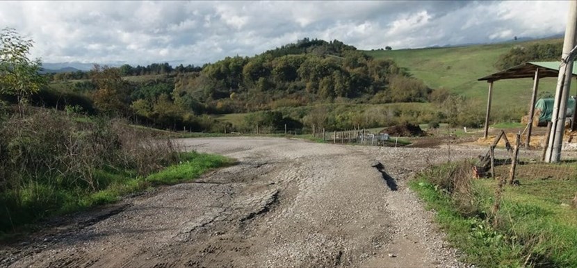 La strada per Ampinana