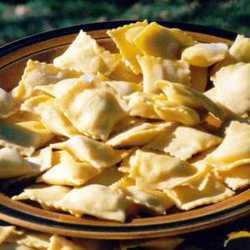 Come si preparano i tortelli. La ricetta della nonna