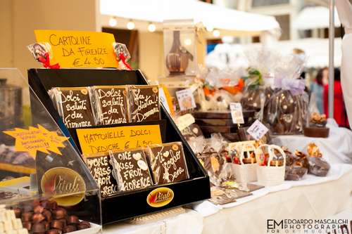 Dolce saluto... la mostra della Cioccolata a Firenze e le curiosità, come l'auto alimentata a cacao...