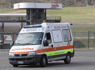 Ambulanze. I volontari del Crs si 'allenano' in pista al Mugello