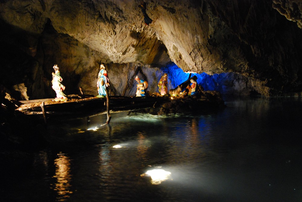 Presepe in grotta. Si apre la 20° edizione...