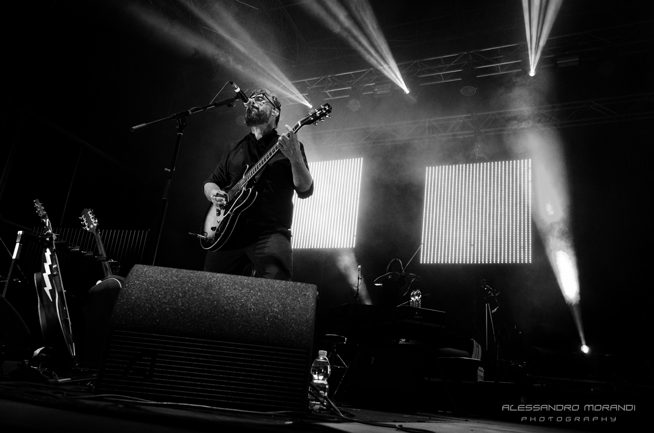 Brunori SaS incanta il pubblico di Prato. Le foto di OK!Mugello