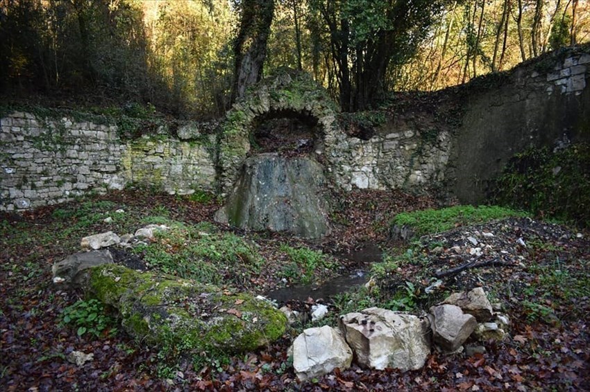 Particolare di dove si doveva trovare una cascata