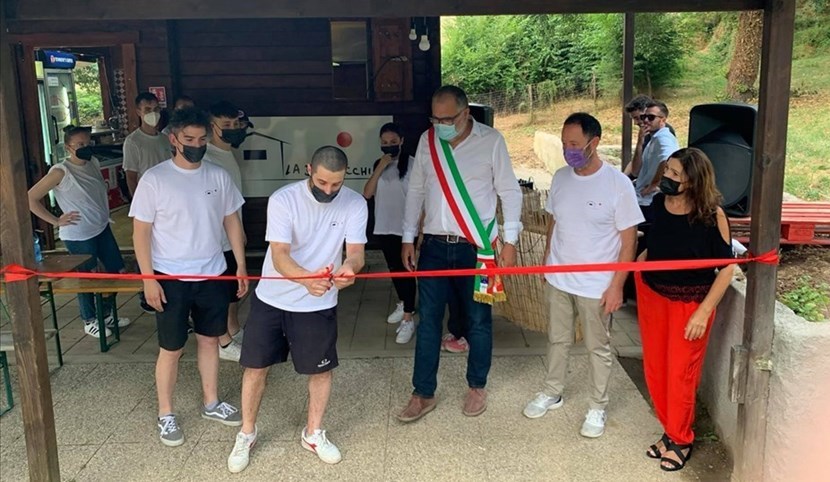Più forti dei vandali. Inaugurata a Montelleri (Vicchio) la nuova baracchina
