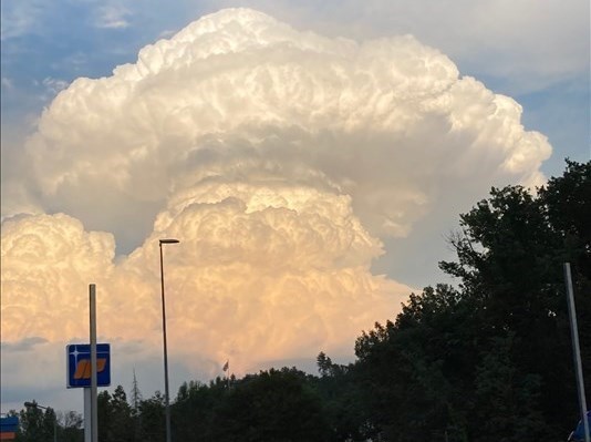 Esplosione nucleare? No, magia della natura. La foto del giorno
